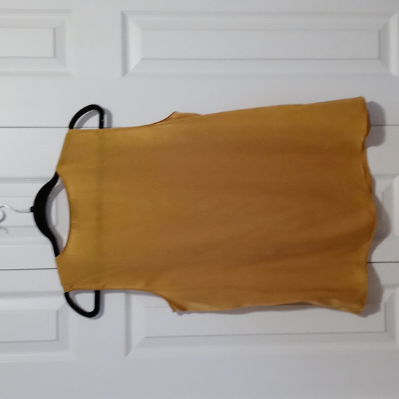 LAST CHANCE Sleeveless top - Picture 3 of 3